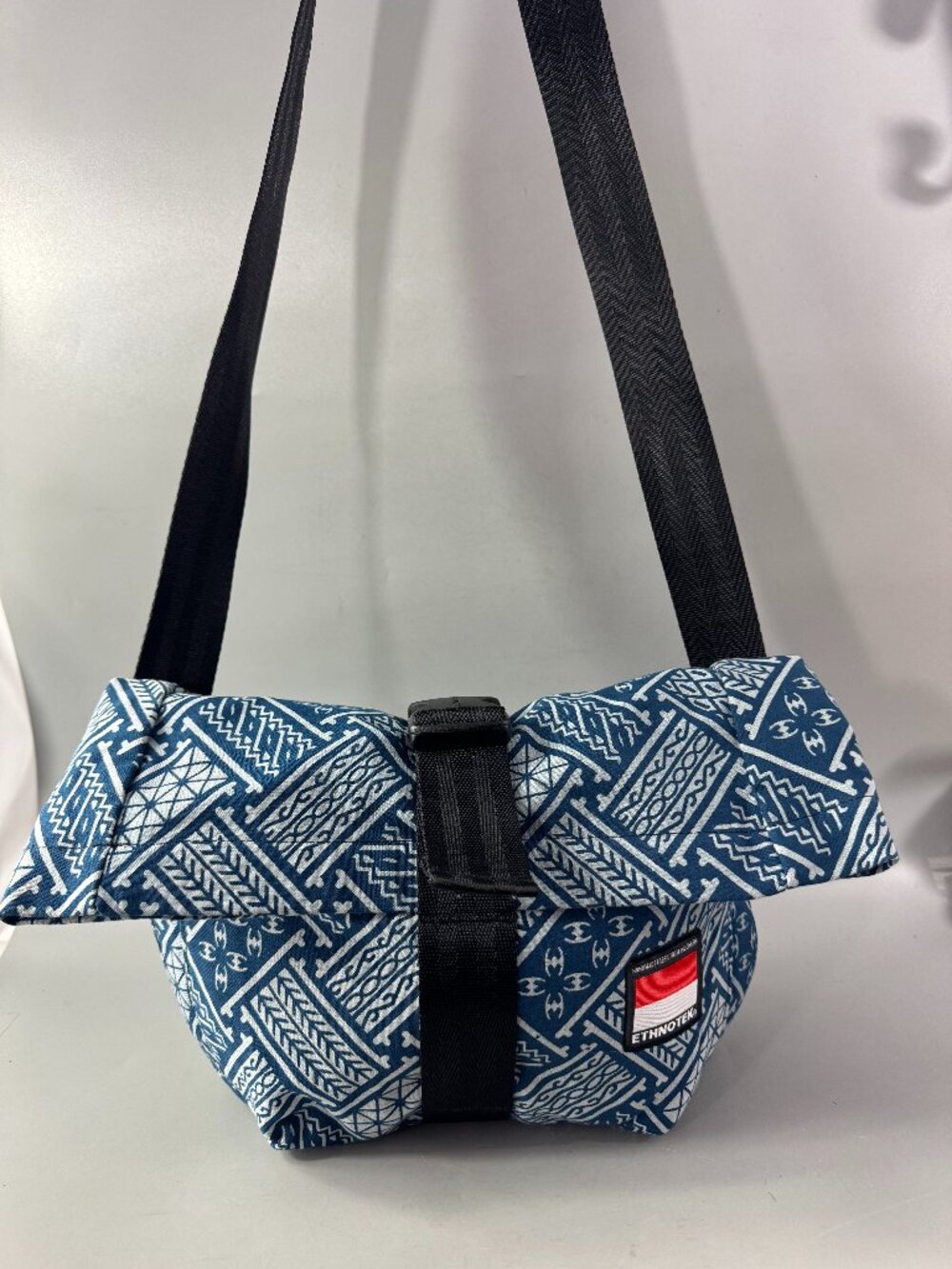 Ethnotek Cyclo Travel Sling